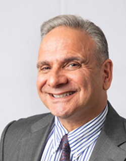 Angelo Mylonakis_img-250x320